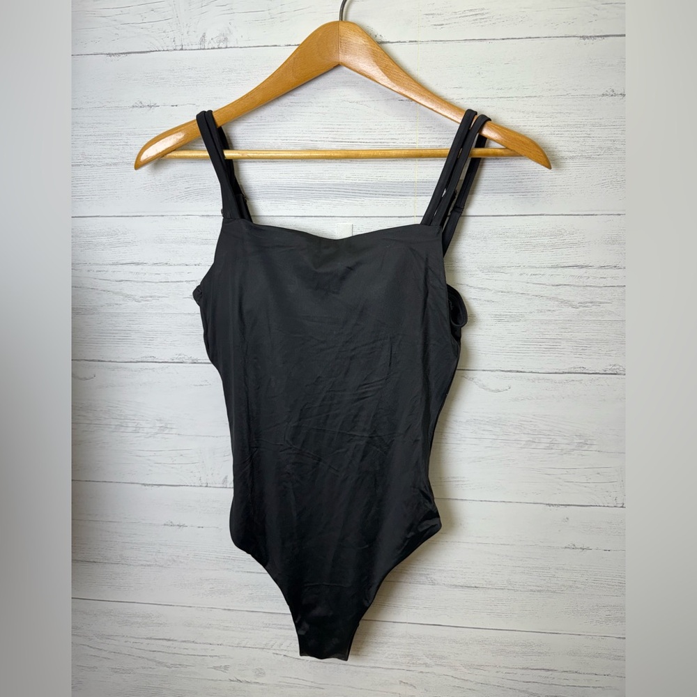 Black One-Piece Andie rock away Swimsuit